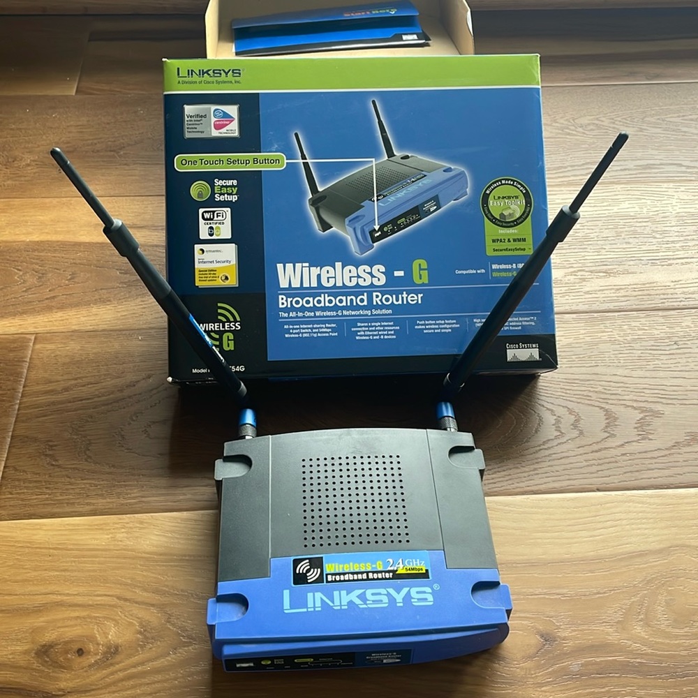 Linksys Wireless Broadband Router